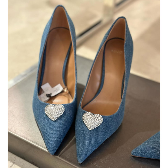 MANGO Embellished Heels NWT | Denim Point Toe w/ Rhinestone Heart - Picture 6 of 16